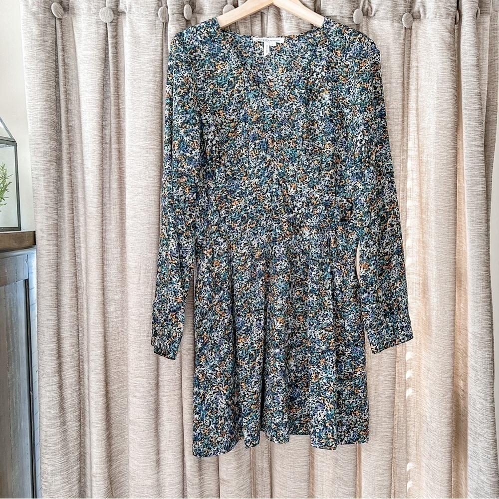 BCBGeneration Blue Abstract Floral Print V Neck Long Sleeve Mini Dress Size 8